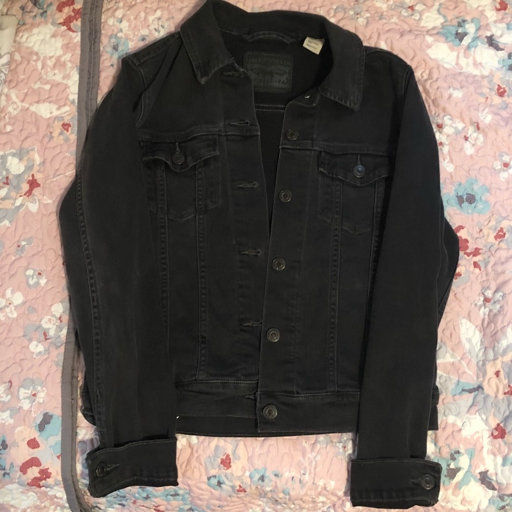 Levi’s Black Denim Jacket | Small